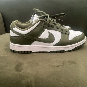 Nike Dunk Low